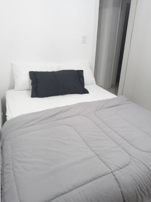 Apartamento Centralizado A Poucas Quadras Do Mar. Tramandai Exterior photo